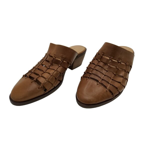 crevo womens "lavender" leatherslide on 2" heel sandals. - Picture 3 of 6